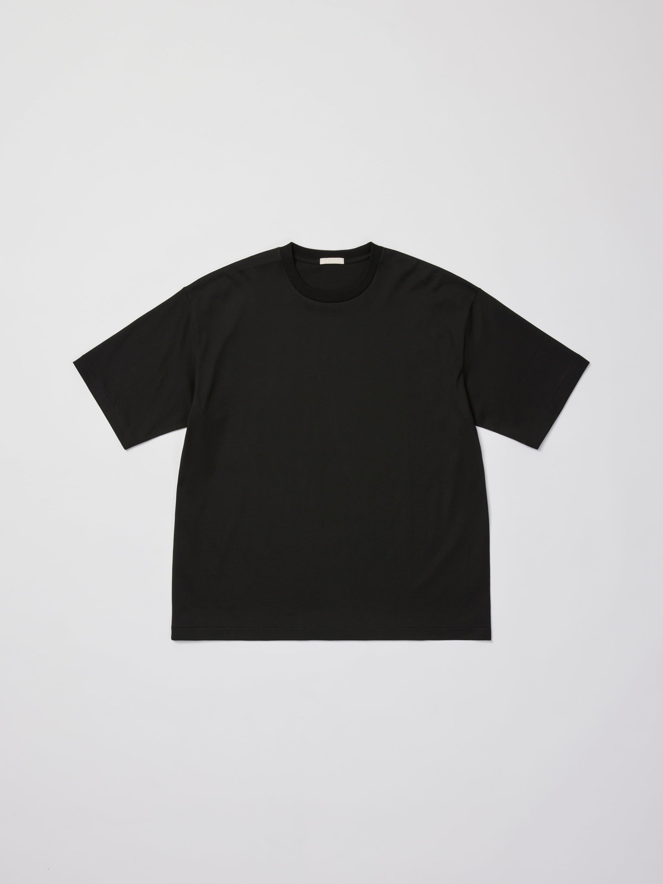ULTERIOR SUVIN SUEDED TENJIKU TEE BLACK