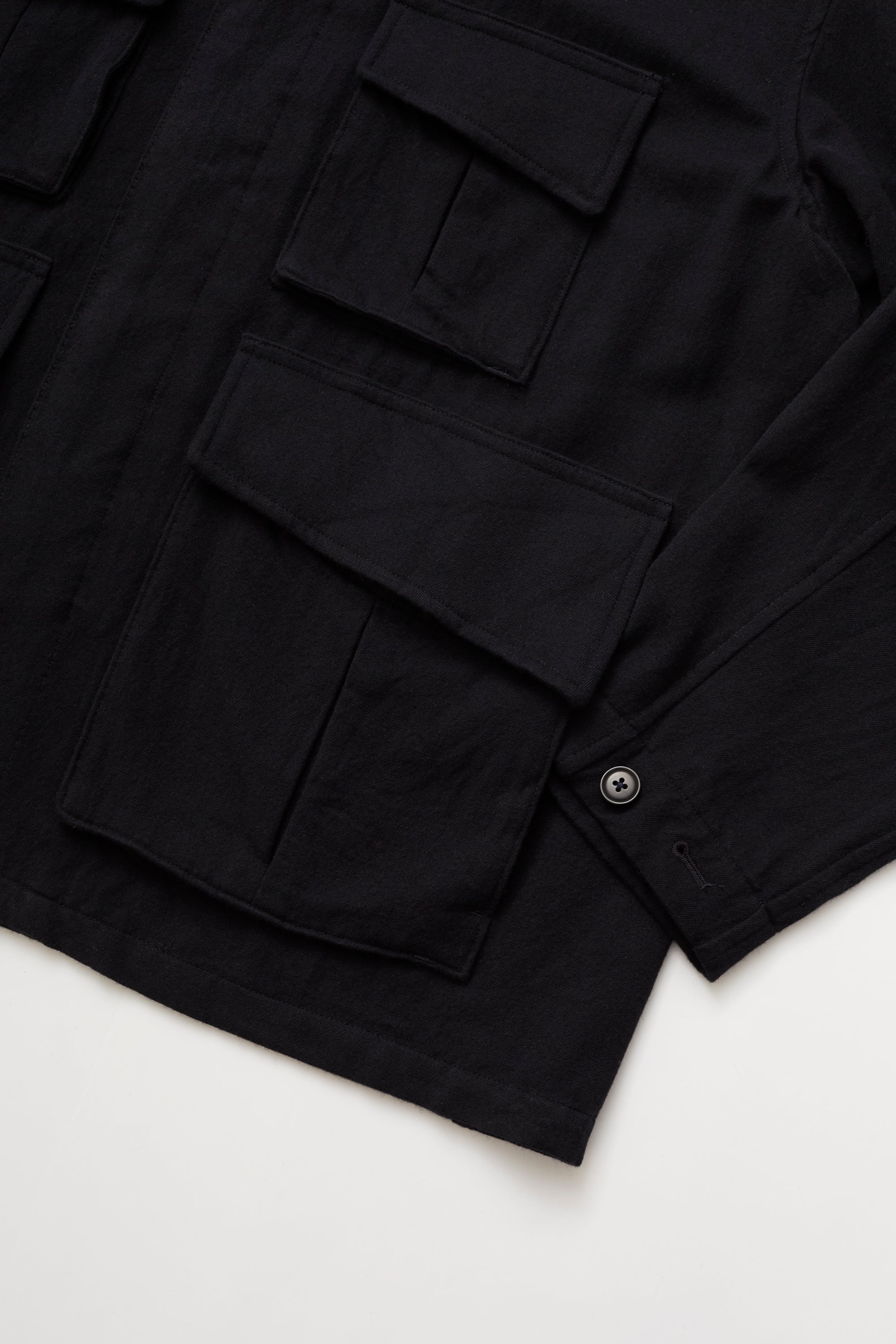 ULTERIOR WASHED W/R CASH TWILL MIL-JKT BLACK NAVY