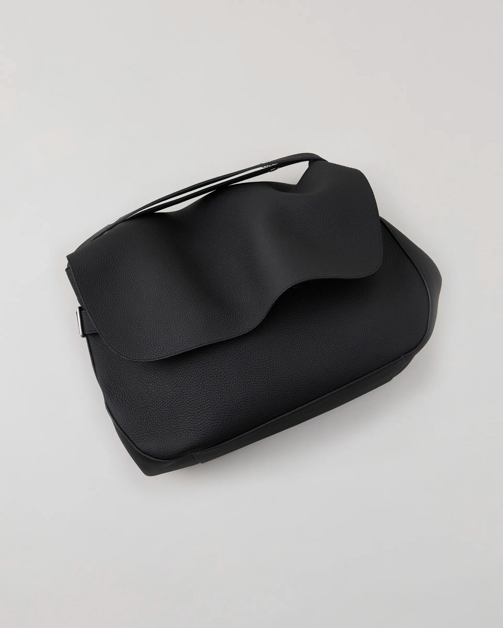 NICENESS L.HEFNER BLACK