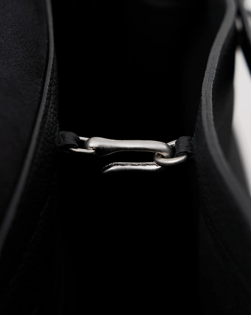 NICENESS L.HEFNER BLACK