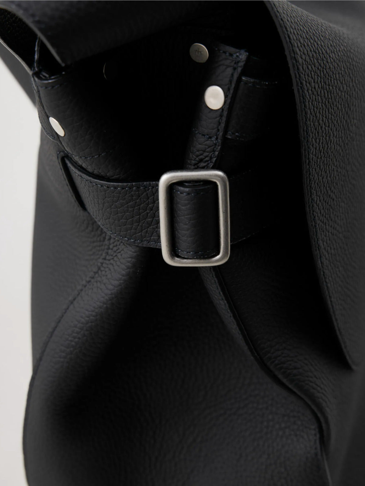 NICENESS HEFNER BLACK