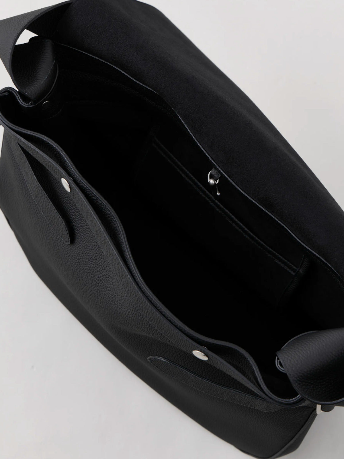 NICENESS HEFNER BLACK