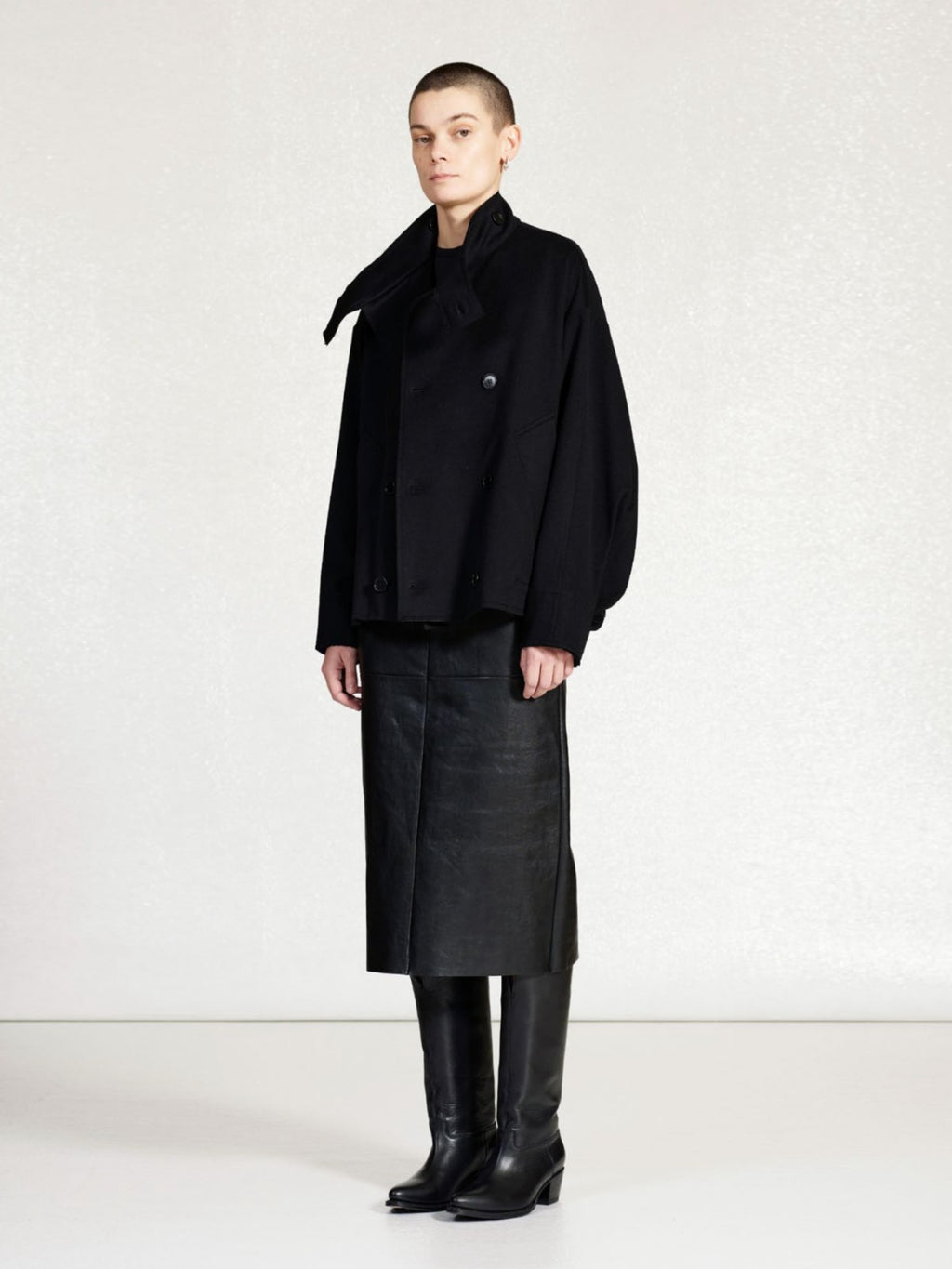 GABRIELA COLL GARMENTS NO.286 HEAVY WOOL CROPPED OVERSIZED JACKET BLACK