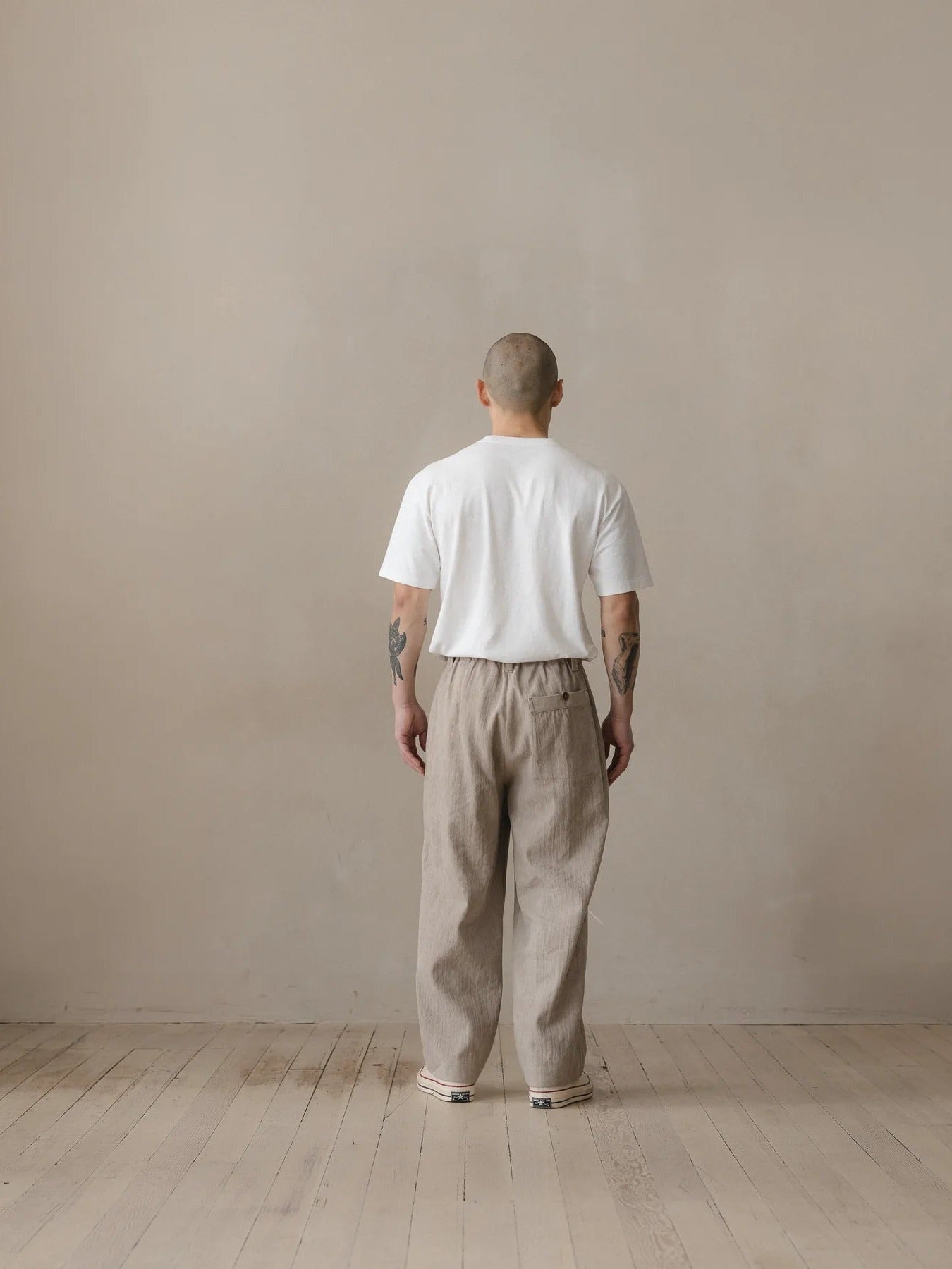 EVAN KINORI ELASTIC PANTS LINEN/COTTON HERRINGBONE DARK BEIGE