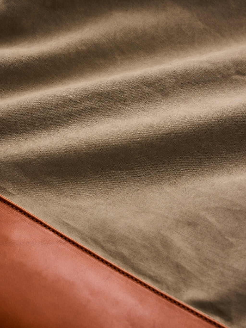 NICENESS L.APHEX KHAKI X COGNAC